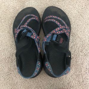 Women’s chaco size 6.5